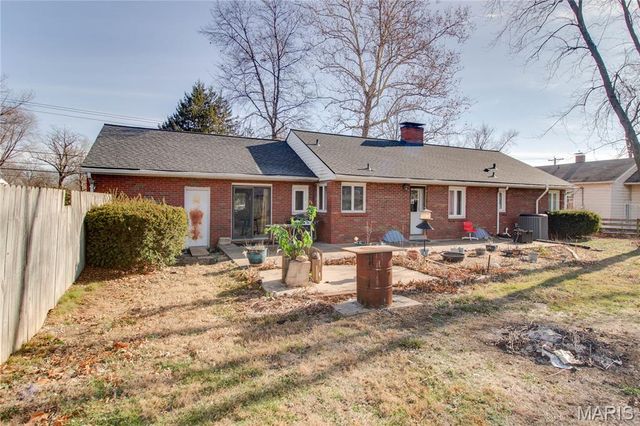 1908 N Rodgers Avenue, Alton, IL 62002