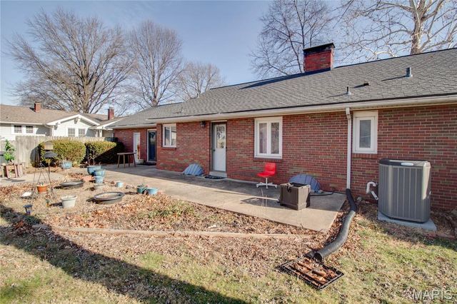 1908 N Rodgers Avenue, Alton, IL 62002