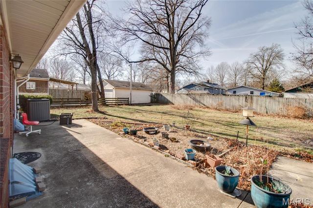 1908 N Rodgers Avenue, Alton, IL 62002