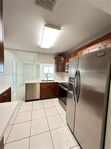 17335 SW 108th Ct, Miami, FL 33157