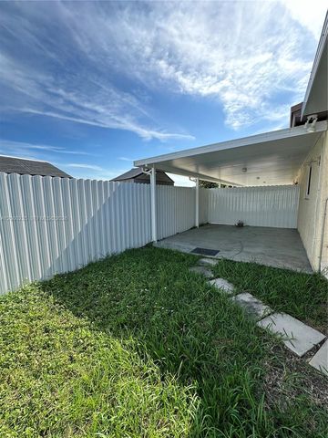 17335 SW 108th Ct, Miami, FL 33157