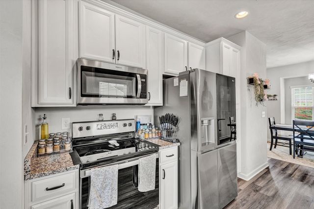 8 ALDER LN, Rocky Mount, VA 24151