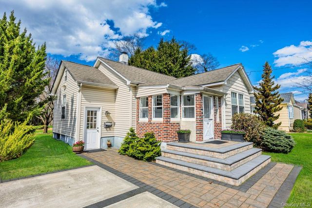 420 Albermarle Avenue, Bellmore, NY 11710