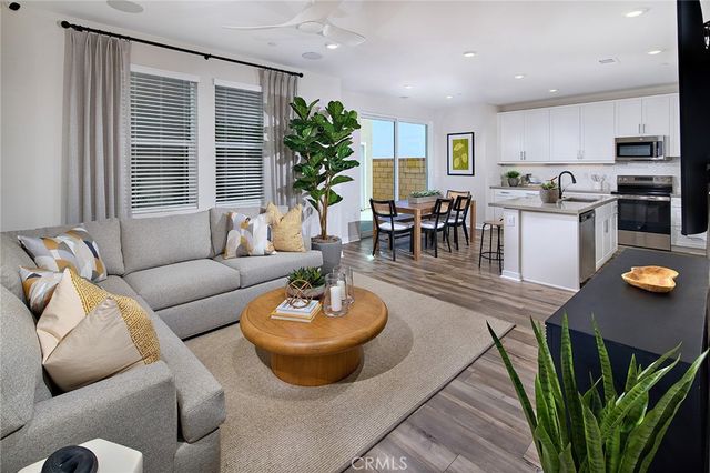 16588 Bottlebrush Lane 2, Fontana, CA 92336