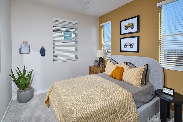 16588 Bottlebrush Lane 2, Fontana, CA 92336