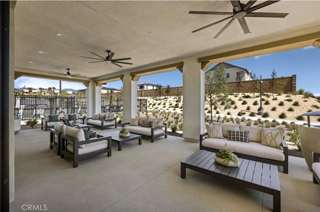 16588 Bottlebrush Lane 2, Fontana, CA 92336