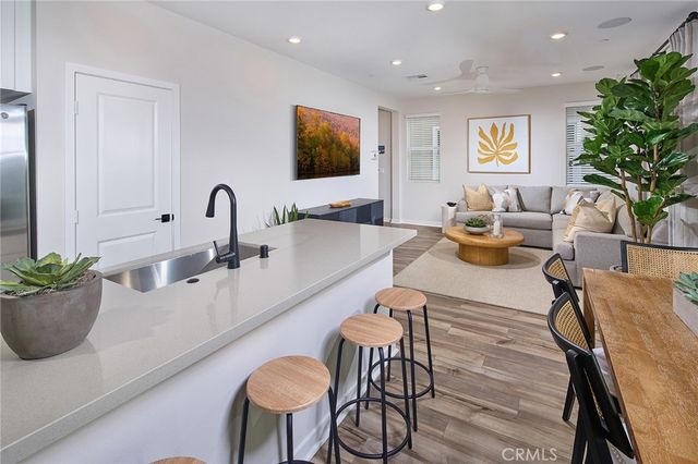 16588 Bottlebrush Lane 2, Fontana, CA 92336