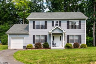 8 Spruce Dr, Green Twp., NJ 07821