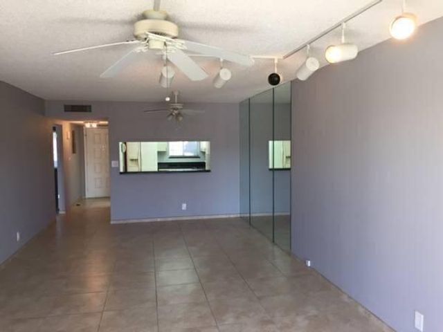 3212 Strawflower Way 207, Lake Worth, FL 33467