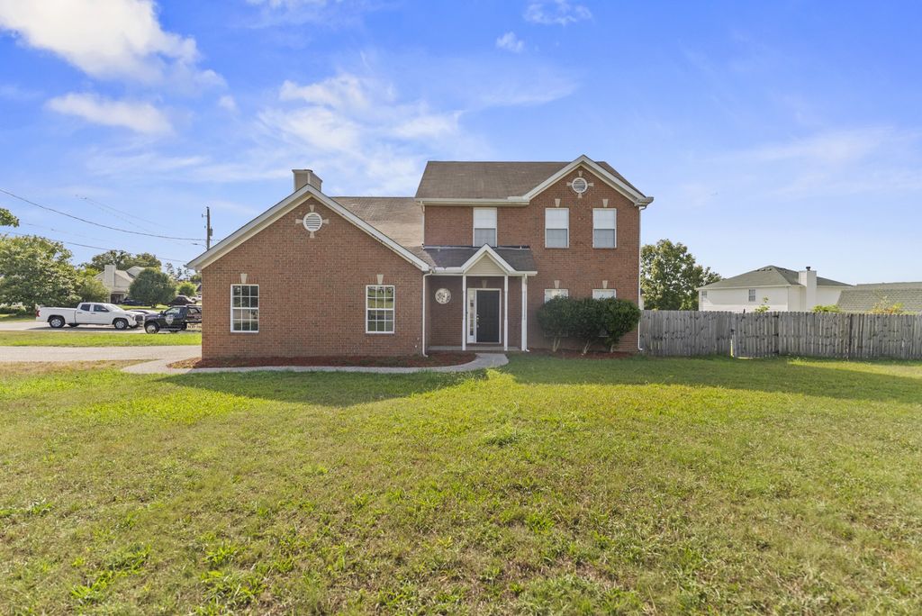 396 Davids Way, La Vergne, TN 37086