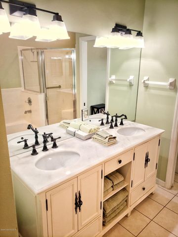 250 Saint Lucie Lane 8, Cocoa Beach, FL 32931