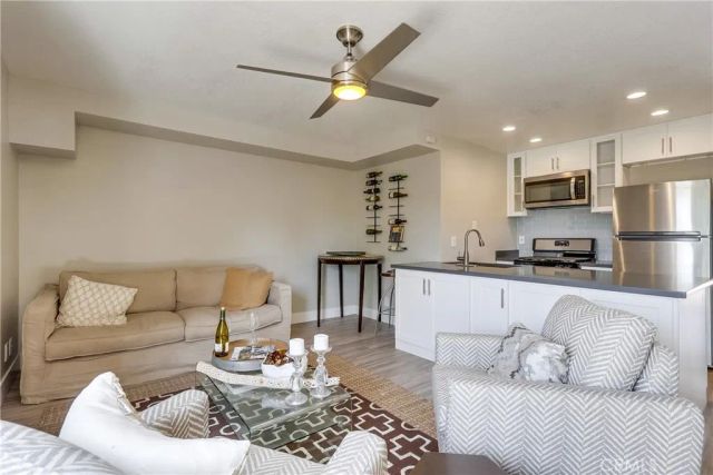 312 Broadway 7, Laguna Beach, CA 92651