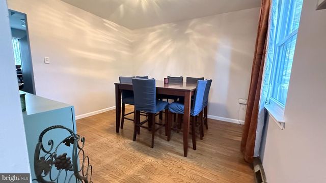 711 MARPLE DR, West Chester, PA 19382