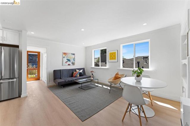 5332 Locksley Ave, Oakland, CA 94618