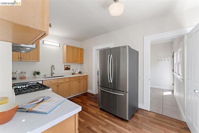 5332 Locksley Ave, Oakland, CA 94618