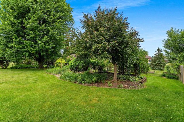 2542 RIVERVIEW DRIVE, Green Bay, WI 54313