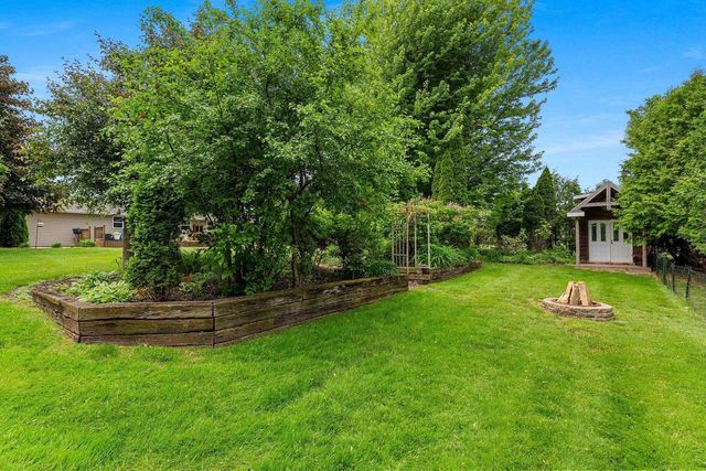 2542 RIVERVIEW DRIVE, Green Bay, WI 54313