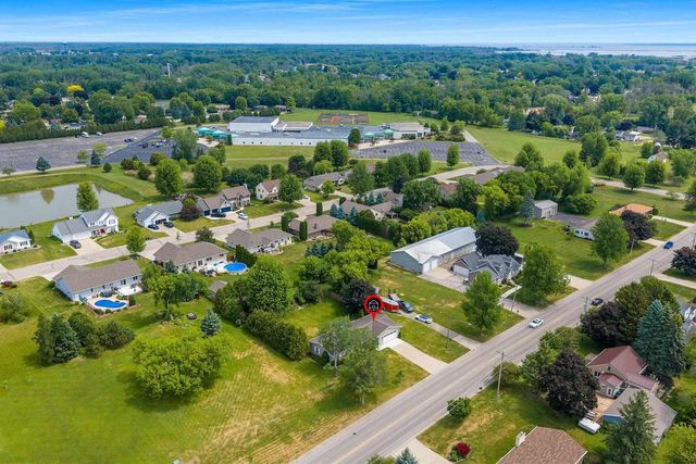 2542 RIVERVIEW DRIVE, Green Bay, WI 54313