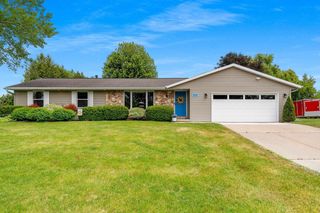 2542 RIVERVIEW DRIVE, Green Bay, WI 54313
