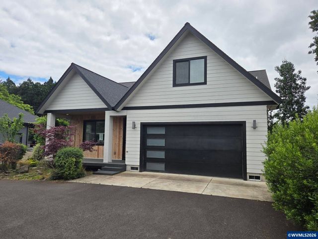 3346 Zane Ln, Eugene, OR 97404