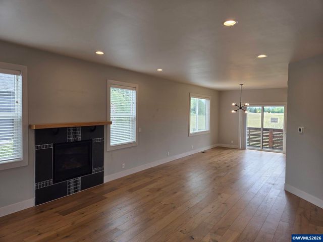 3346 Zane Ln, Eugene, OR 97404