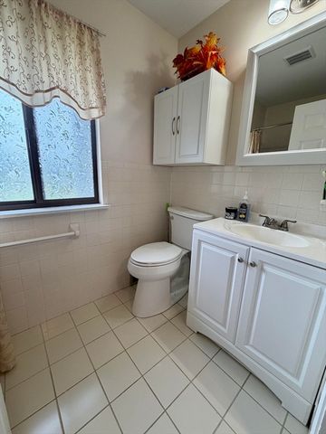 119 Beekman Dr 119, Agawam, MA 01106