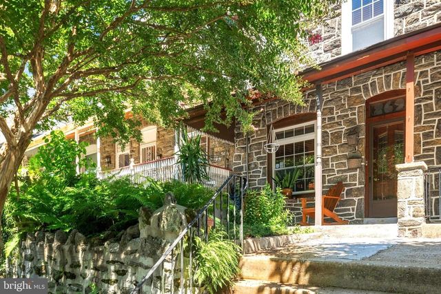 269 LAURISTON ST, Philadelphia, PA 19128
