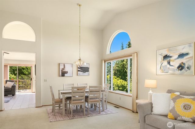 611 S 32nd Street, Renton, WA 98055