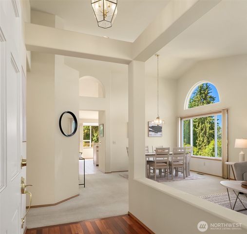 611 S 32nd Street, Renton, WA 98055