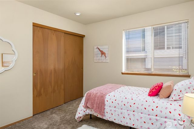 611 S 32nd Street, Renton, WA 98055