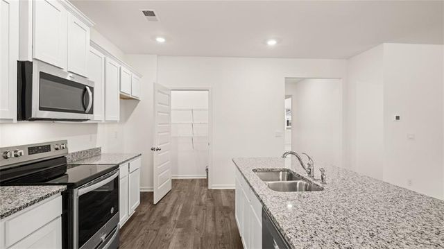 261 Kennelsman Drive, Griffin, GA 30224