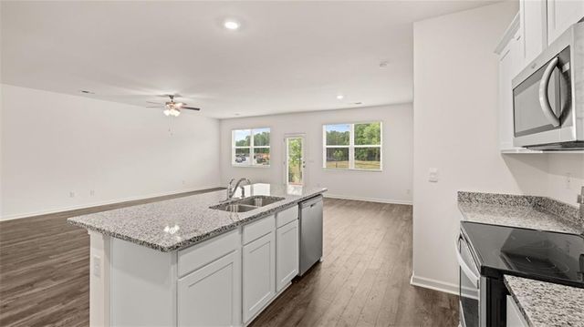 261 Kennelsman Drive, Griffin, GA 30224