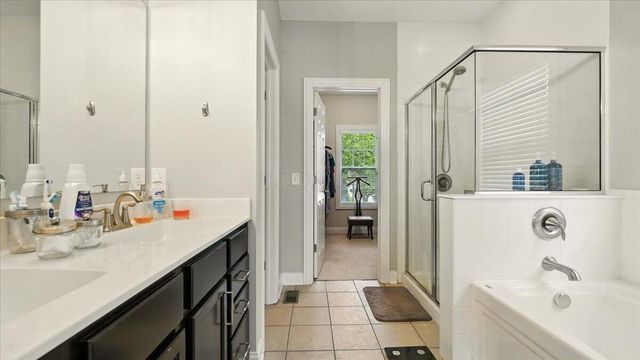 5025 Blackstone Edge Drive, New Albany, OH 43054