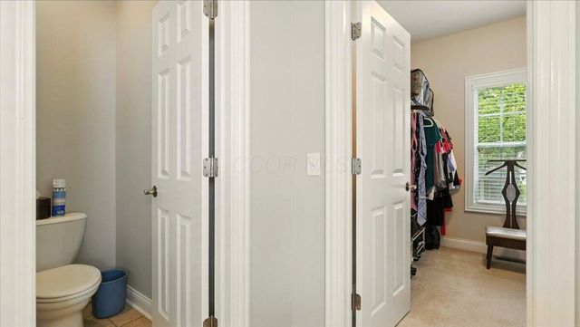 5025 Blackstone Edge Drive, New Albany, OH 43054