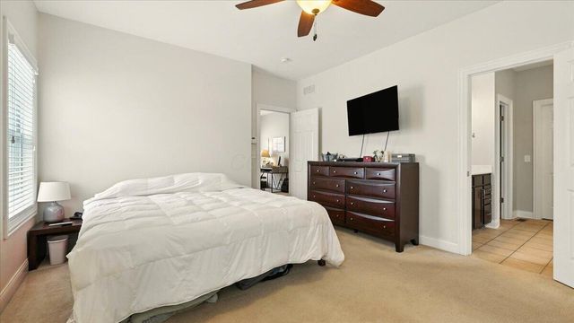 5025 Blackstone Edge Drive, New Albany, OH 43054