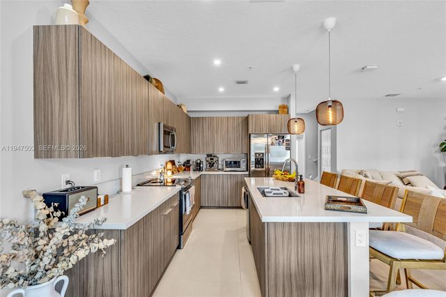 4725 NW 85th Ave 17, Doral, FL 33166