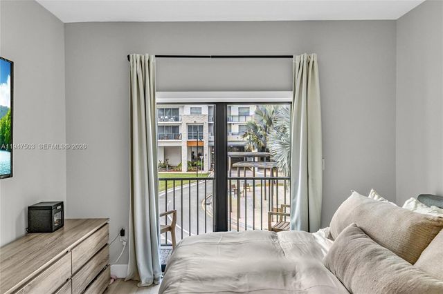 4725 NW 85th Ave 17, Doral, FL 33166