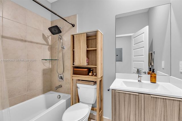 4725 NW 85th Ave 17, Doral, FL 33166