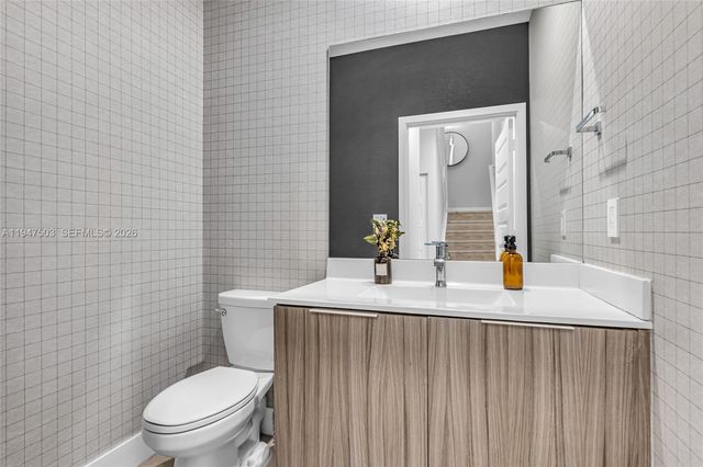 4725 NW 85th Ave 17, Doral, FL 33166