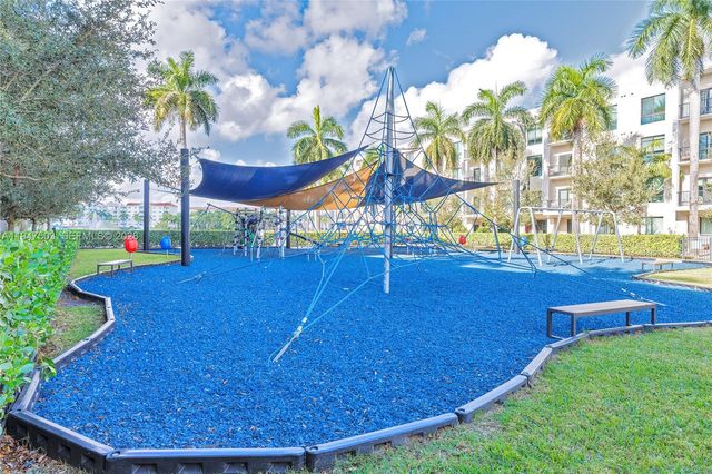 4725 NW 85th Ave 17, Doral, FL 33166