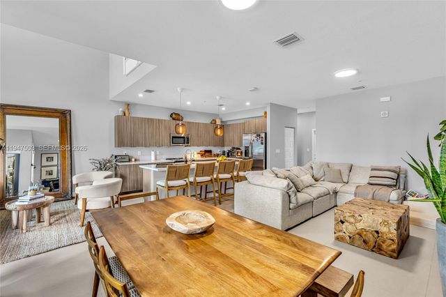 4725 NW 85th Ave 17, Doral, FL 33166