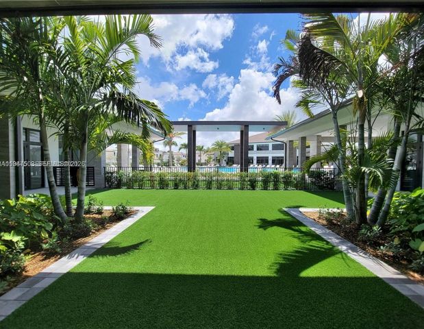 4725 NW 85th Ave 17, Doral, FL 33166