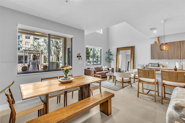 4725 NW 85th Ave 17, Doral, FL 33166