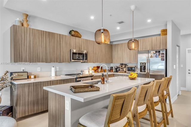 4725 NW 85th Ave 17, Doral, FL 33166