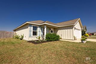 272 Lakefront Circle, Summerdale, AL 36580