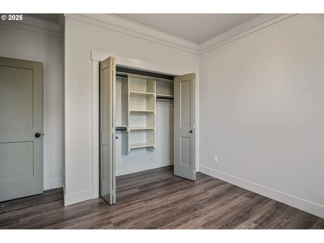 7541 Lennox Ln Ne, Keizer, OR 97303