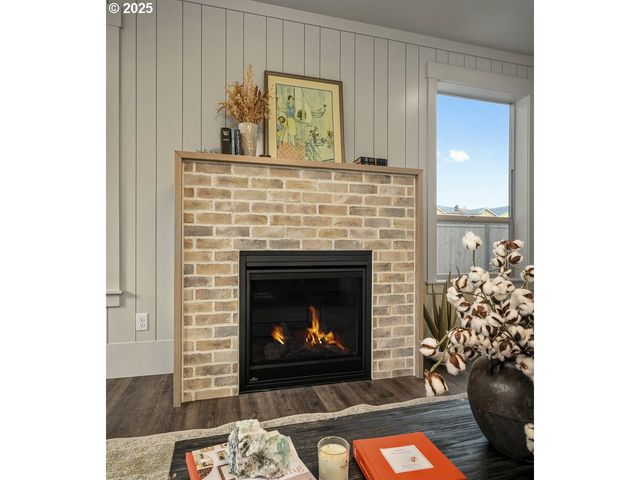 7541 Lennox Ln Ne, Keizer, OR 97303