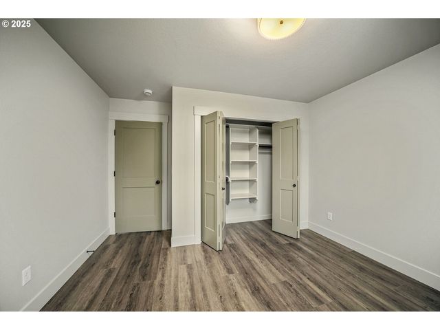 7541 Lennox Ln Ne, Keizer, OR 97303