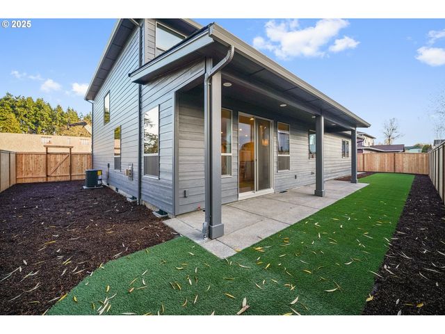 7541 Lennox Ln Ne, Keizer, OR 97303