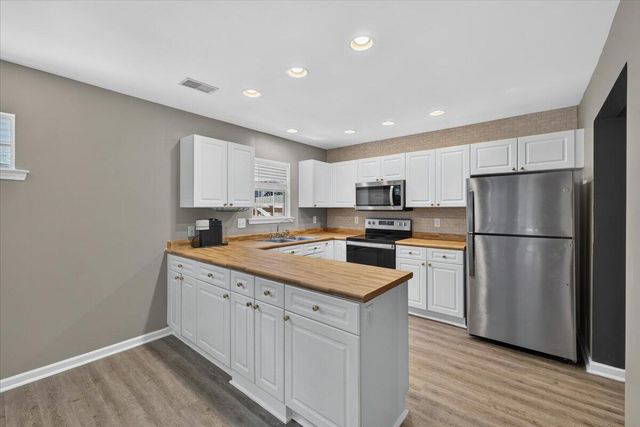 2140 Kings Gate Lane, Mount Pleasant, SC 29466